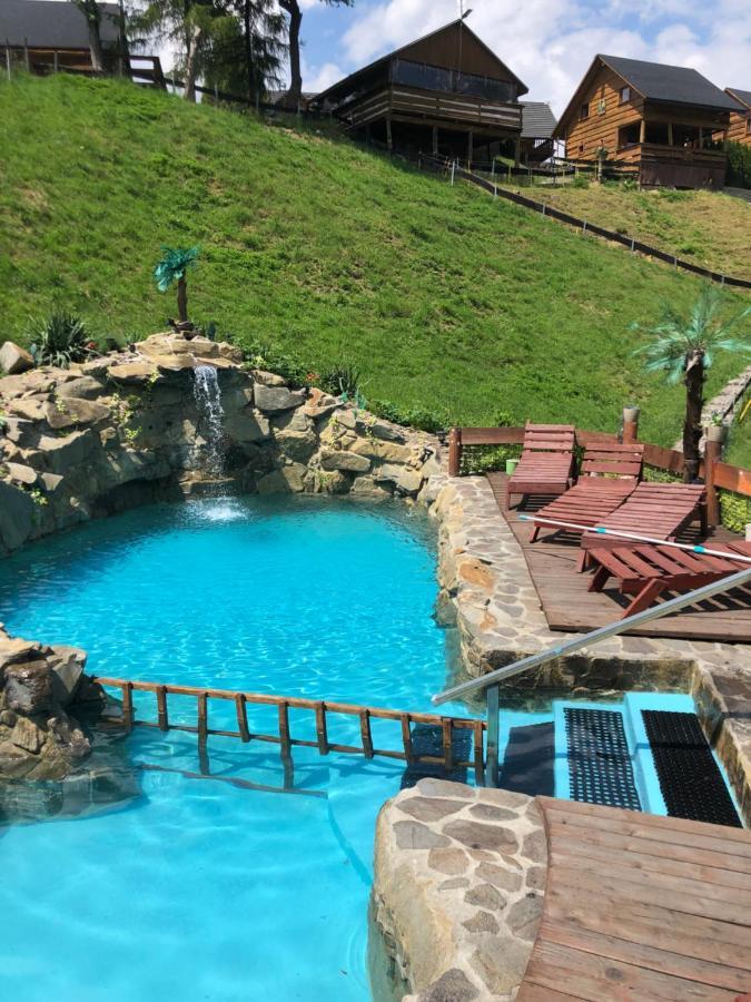 Ropa Agroturystyka Paradisoヴィラ エクステリア 写真