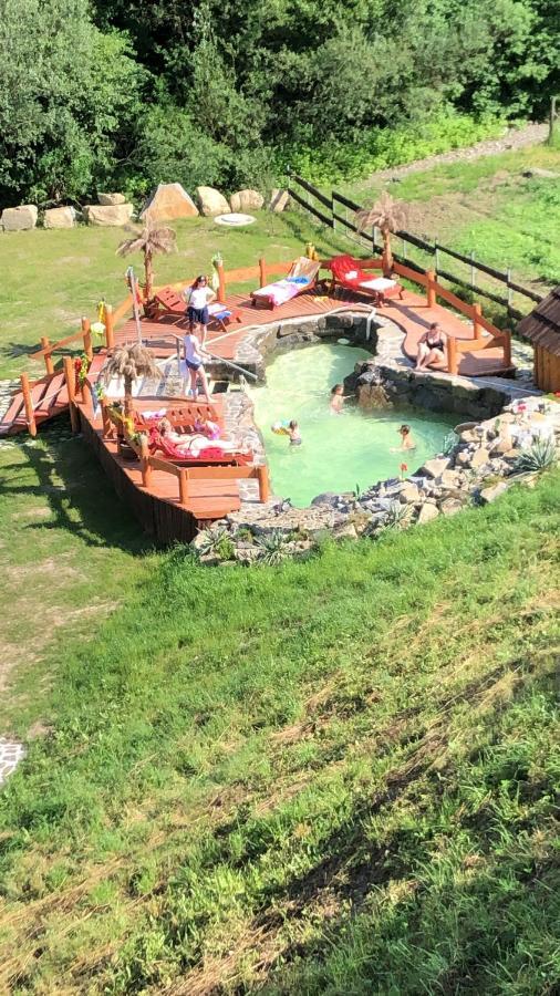 Ropa Agroturystyka Paradisoヴィラ エクステリア 写真